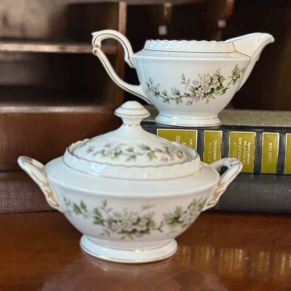 Vintage Franconia-Krautheim and Adelberg Hawthorn Creamer & Sugar Bowl Set - Picture 1 of 7